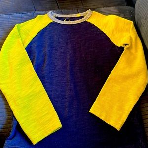 Boden boy raglan tee navy and yellow 7-8 . Like new.